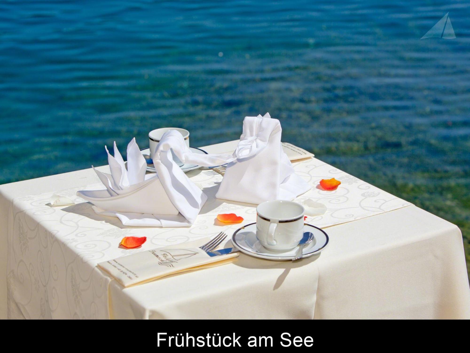 Hotel-Restaurant "Veldener Traumschiff" Direkt Am See In 2Min Im Zentrum Velden am Wörthersee Dış mekan fotoğraf