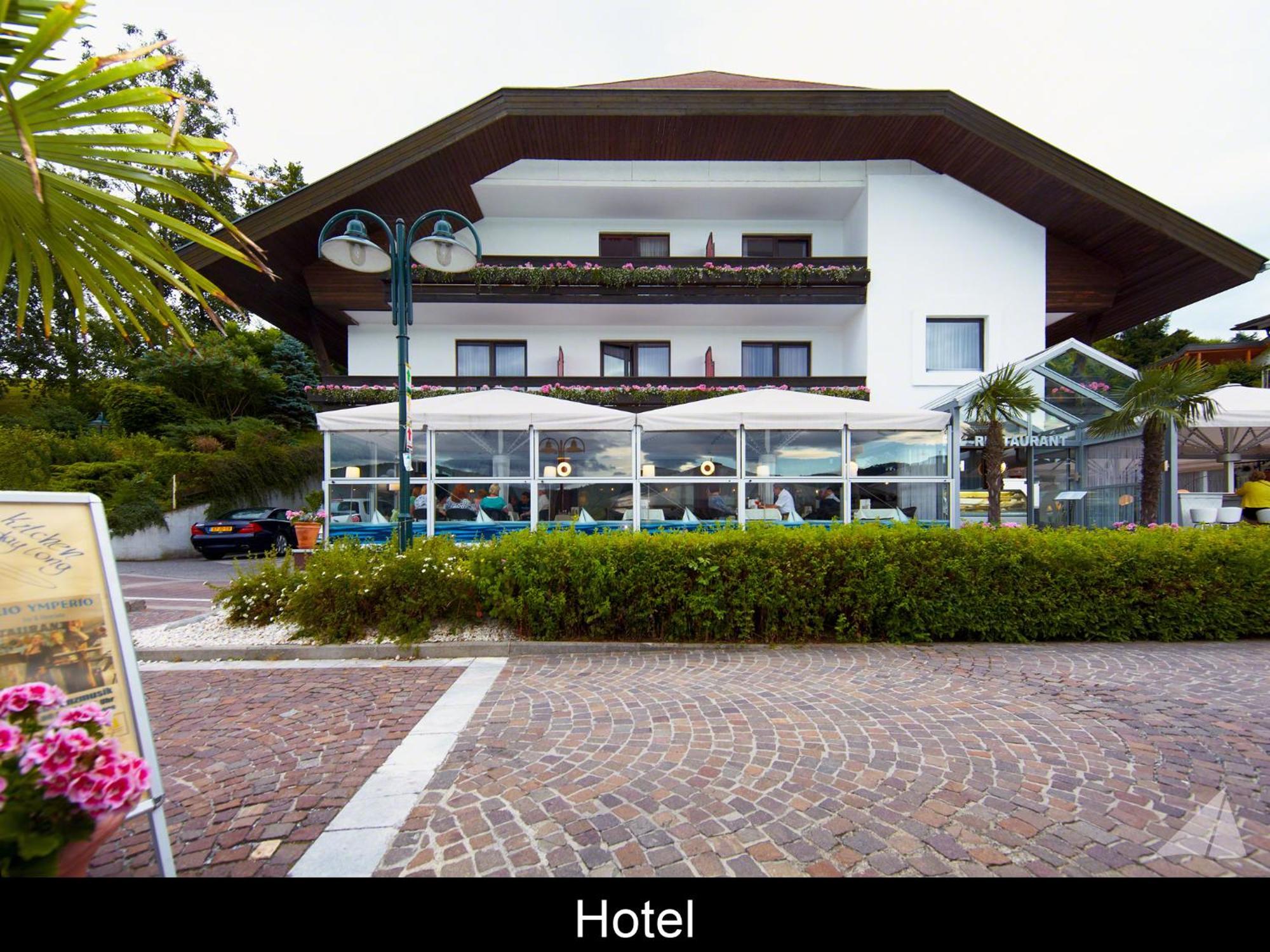 Hotel-Restaurant "Veldener Traumschiff" Direkt Am See In 2Min Im Zentrum Velden am Wörthersee Dış mekan fotoğraf