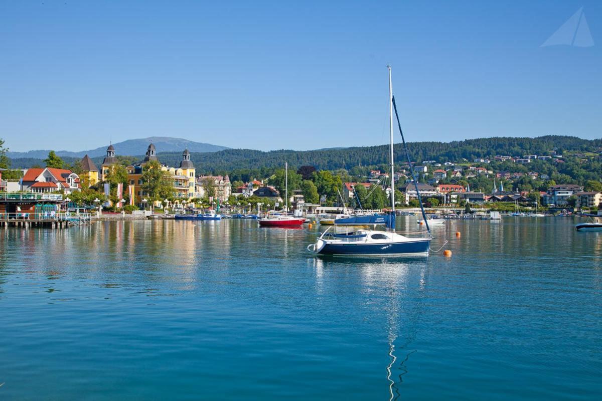 Hotel-Restaurant "Veldener Traumschiff" Direkt Am See In 2Min Im Zentrum Velden am Wörthersee Dış mekan fotoğraf